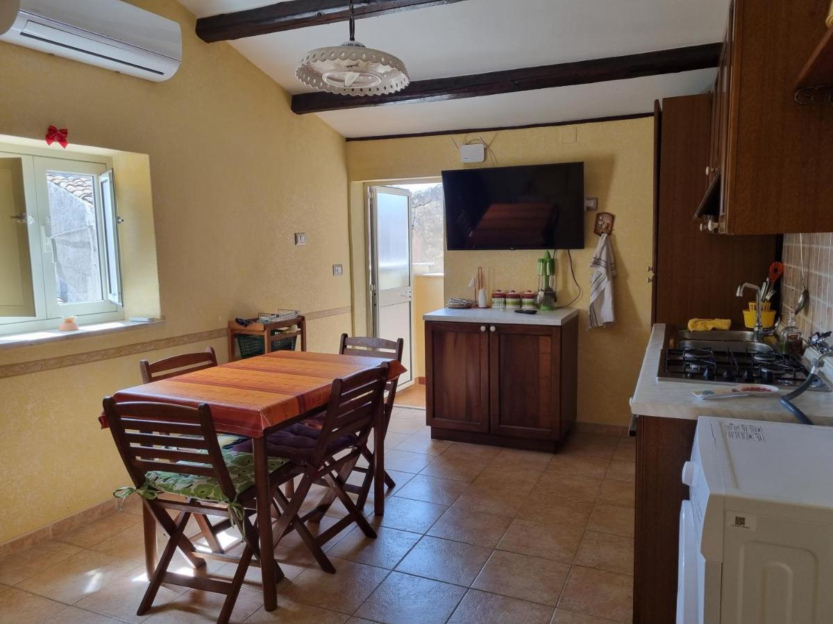 Casa Vacanze Costa 7 Чефалу Экстерьер фото